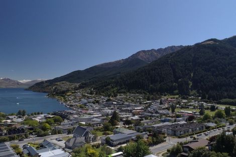 Photo of property in 8 Kent Street, Queenstown, 9300