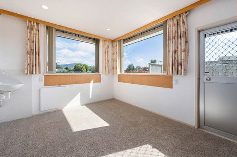 Photo of property in 1 Luxor Place, Pomare, Rotorua, 3015