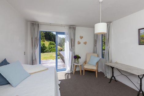Photo of property in 105 Waterfall Road, Paraparaumu, 5032