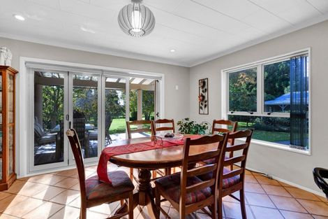 Photo of property in 120 Paraite Road, Paraite, New Plymouth, 4373