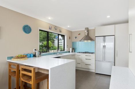 Photo of property in 36 Downing Place, Welcome Bay, Tauranga, 3112