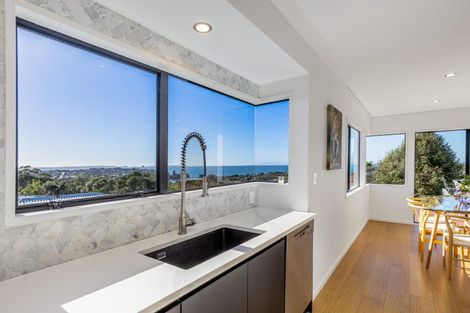 Photo of property in 2/30 Firth Road, Torbay, Auckland, 0630