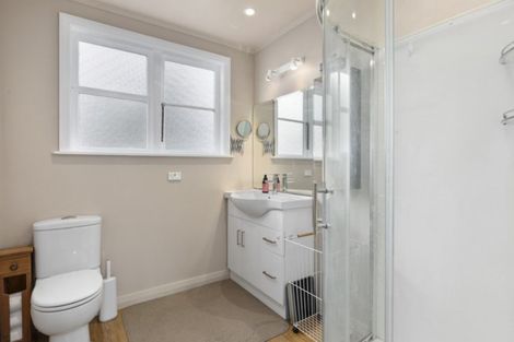 Photo of property in 80 Naenae Road, Naenae, Lower Hutt, 5011