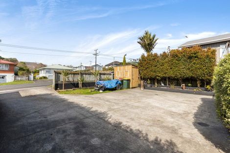 Photo of property in 88a Pioneer Road, Moturoa, New Plymouth, 4310