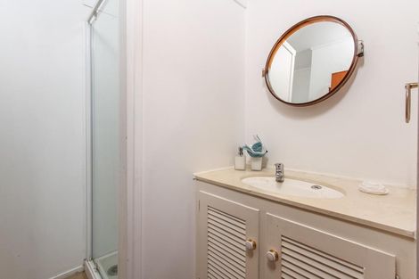 Photo of property in 4/100 Titirangi Road, New Lynn, Auckland, 0600