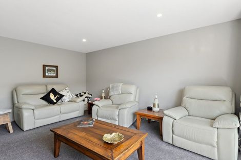 Photo of property in 59 Grimseys Road, Redwood, Christchurch, 8051