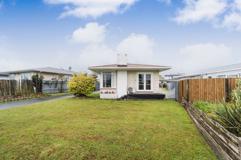 Photo of property in 35 Karamea Crescent, Kelvin Grove, Palmerston North, 4414