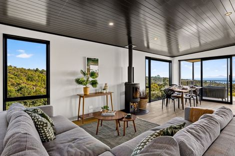 Photo of property in 102 The Ridge, Langs Beach, Waipu, 0582