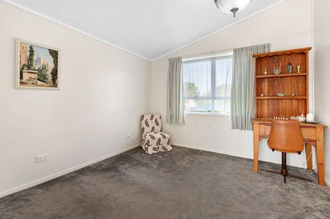 Photo of property in 17 Barnard Road, Fairy Springs, Rotorua, 3015