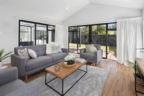 Photo of property in 3 Clover Lane, Te Kamo, 0185