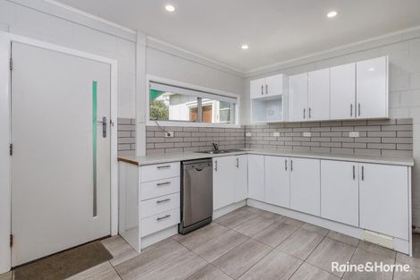 Photo of property in 18 Franklin Street, Opua, 0200
