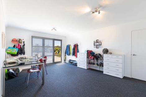 Photo of property in 16 Kitakita Grove, Motueka, 7120