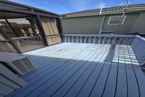 Photo of property in 68 Hutchinsons Road, Bucklands Beach, Auckland, 2014