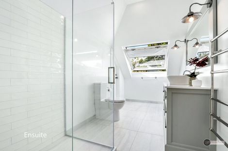 Photo of property in 176 Waterloo Road, Hutt Central, Lower Hutt, 5010