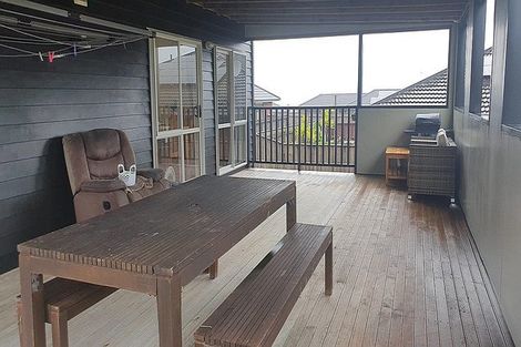 Photo of property in 81a Percy Kinsman Crescent, Riverstone Terraces, Upper Hutt, 5018