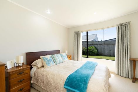 Photo of property in 1 Corfe Castle Lane, Levin, 5510