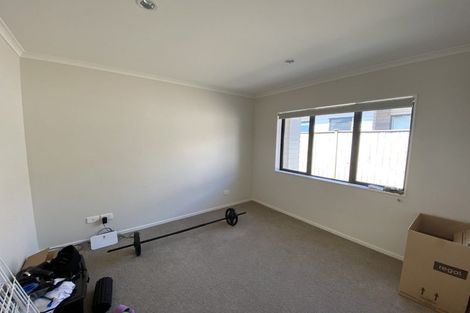 Photo of property in 4 Pohue Avenue, Huapai, Kumeu, 0810