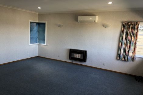 Photo of property in 42 Farnham Street, Mornington, Wellington, 6021