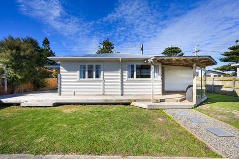 Photo of property in 11 Ngaire Street, Longburn, Palmerston North, 4412
