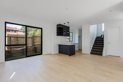 Photo of property in 142 Moore Street, Hillcrest, Auckland, 0627