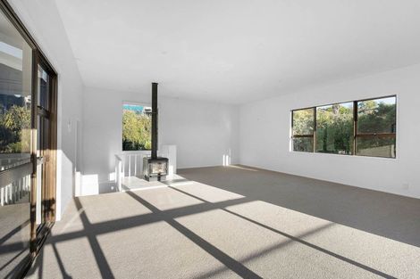 Photo of property in 49 Duncansby Road, Stanmore Bay, Whangaparaoa, 0932