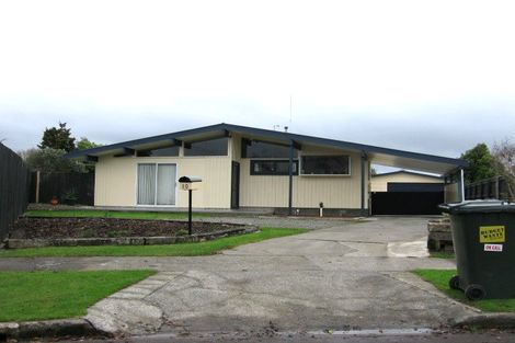 Photo of property in 10 Motuoapa Place, Kelvin Grove, Palmerston North, 4414