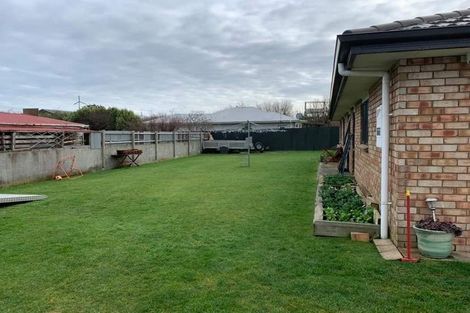 Photo of property in 54 Avon Road, Clifton, Invercargill, 9812