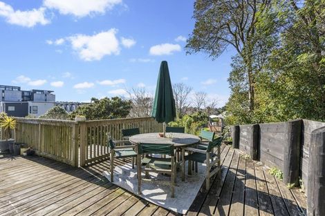 Photo of property in 1a Argyle Road, Browns Bay, Auckland, 0630