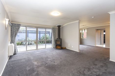 Photo of property in 9 Ashfield Place, Ilam, Christchurch, 8041