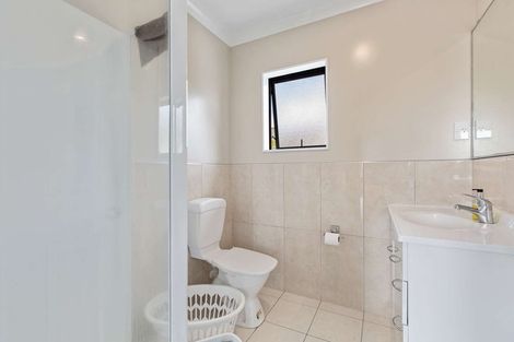 Photo of property in 63a Redoubt Road, Goodwood Heights, Auckland, 2105