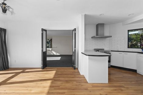 Photo of property in 90 Endeavour Avenue, Flagstaff, Hamilton, 3210