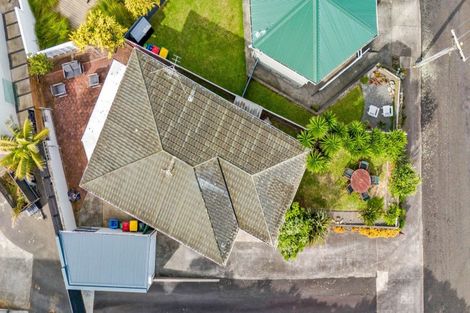 Photo of property in 3/4 Scott Street, Moturoa, New Plymouth, 4310