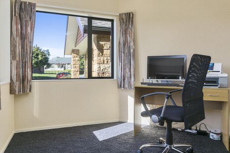 Photo of property in 19 Holmwood Park Drive, Morrinsville, 3300