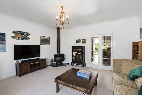 Photo of property in 129 Rangiuru Road, Otaki Beach, Otaki, 5512