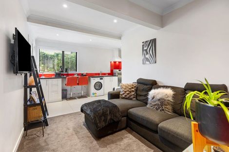 Photo of property in 143a Oceanview Road, Mount Maunganui, 3116