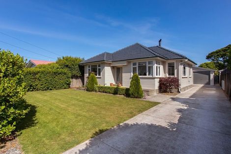 Photo of property in 18 Coopers Road, Dallington, Christchurch, 8061