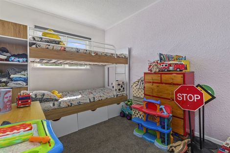 Photo of property in 6 Tudor Place, Mount Maunganui, 3116