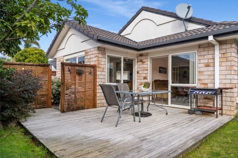 Photo of property in 70 Tuihana Drive, Papamoa Beach, Papamoa, 3118