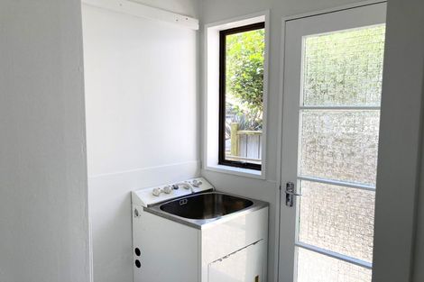 Photo of property in 28 Mamaku Street, Paraparaumu, 5032