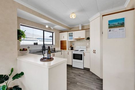 Photo of property in 28c Tukapa Street, Westown, New Plymouth, 4310