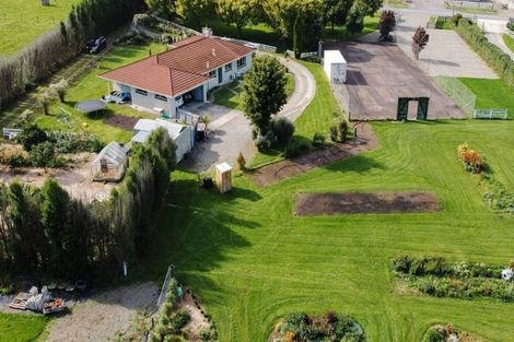 Photo of property in 47 Laws Road, Dannevirke, 4972