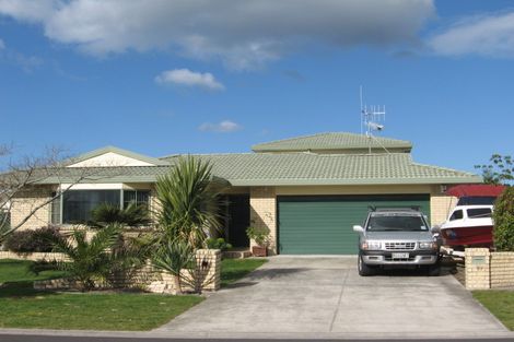 Photo of property in 53 Ocean Crest, Papamoa Beach, Papamoa, 3118