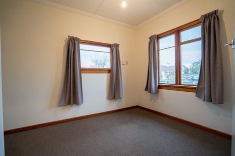 Photo of property in 2 Hillary Street, Winton, 9720