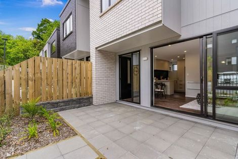 Photo of property in 36 Tokai Place, Glen Eden, Auckland, 0602