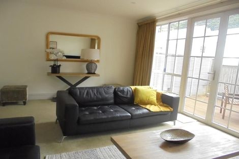 Photo of property in 154 Tinakori Road, Thorndon, Wellington, 6011