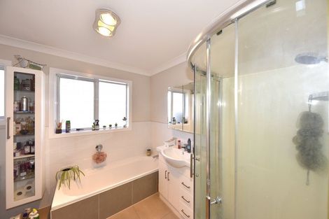 Photo of property in 6 Adrian Place, Shirley, Christchurch, 8061