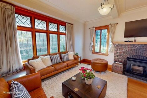 Photo of property in 10 Saint Johns Avenue, Palmerston North, 4414