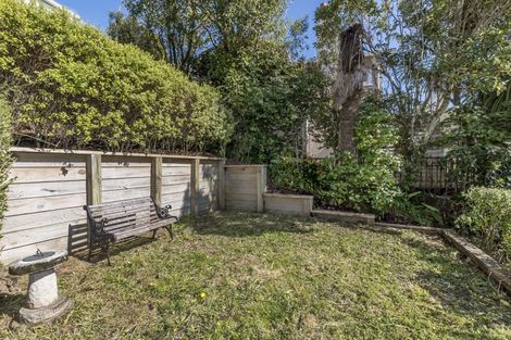 Photo of property in 36 Homewood Avenue, Karori, Wellington, 6012