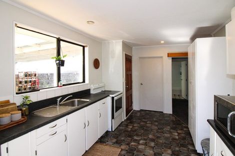 Photo of property in 28 King Street, Carterton, 5713