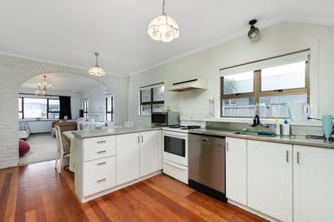 Photo of property in 17 Ranch Road, Mount Maunganui, 3116